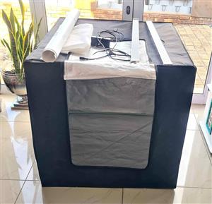 LARGE Foldable Photo Booth / Light Box with Led Lights 80CM X 80CM X 80CM