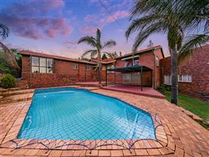 Exceptional Family Home in the Heart of Noordheuwel – Right Across from Noordheuwel High School!