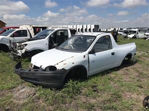 OPEL CORSA STRIPPING FOR SPARES