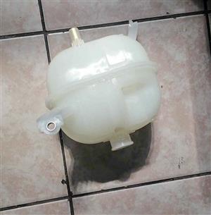 TOYOTA QUANTUM WATER BOTTLE(CDE+)