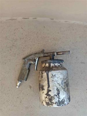 Spray gun