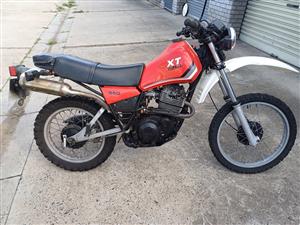 Yamaha XT 550 for sale all paperwork in order on the road