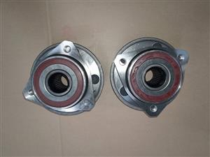 JEEP CHEROKEE XJ BOTH REAR WHEEL/ HUB & WRANGLER TJ FOR SALE 