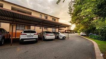 Apartment For Sale in Roodepoort West