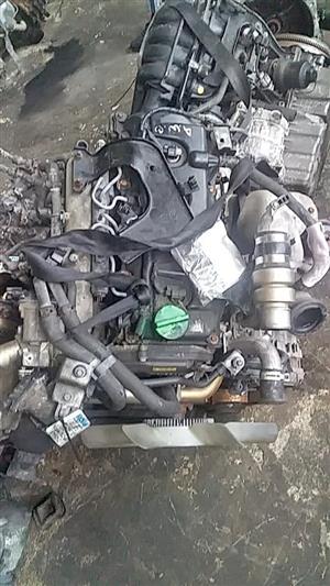 Nissan NAVARA YD 25 Engine