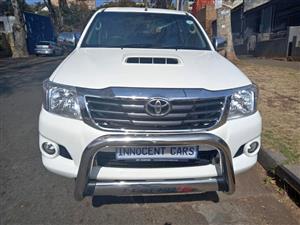 2015 TOYOTA HILUX 2.5 D4D DIESEL, LEGEND 45, DOUBLE CAB, MANUAL, WHITE COLOR, 110000KM