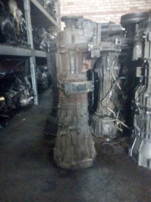 LAND ROVER DISCOVERY TD 5  2.5L  (16P)  4X4 GEARBOX FOR SALE