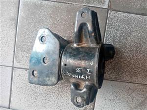 Hyundai IX35 Left Side Engine Mounting