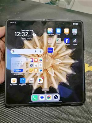 Honor V2 512GB Storage, 16GB Ram, In Good Condition, no Charger or Box, with a 6 Months Warranty