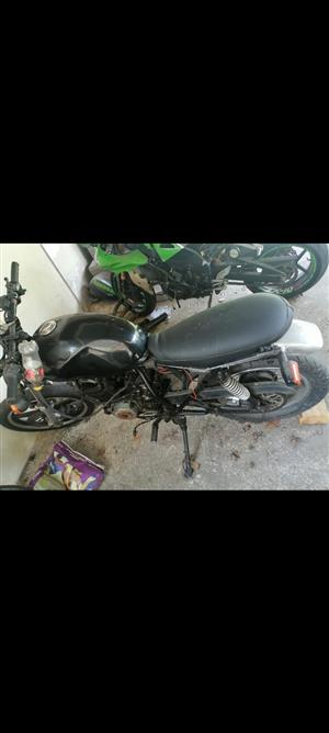 Yamaha motorbike Sr250cc 