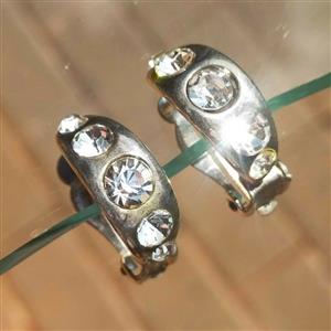 1989s Silver setting half moon  rhinestone clip on earrings