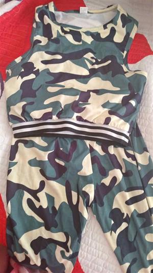 Second hand kids clothing bale mix