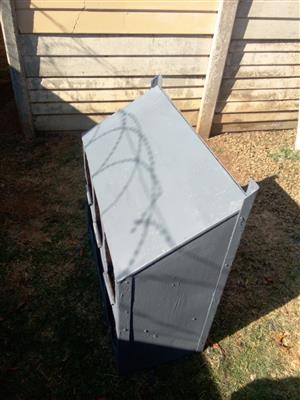 Chicken nestbox