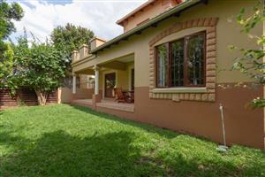 Townhouse Rental Monthly in Sunninghill