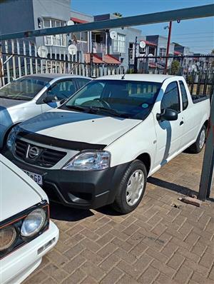 2017 Nissan np200