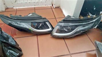 RANGE ROVER VORGUE HEADLIGHTS