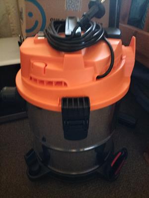 Vacuum cleaner