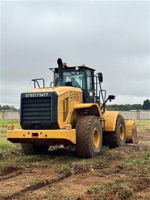 Mthiyane FrontEnd Loader Yellow Machine Hire