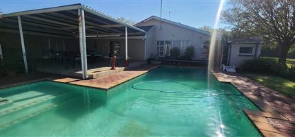 AMAZING PROPERTY FOR A BIG FAMILY!!!