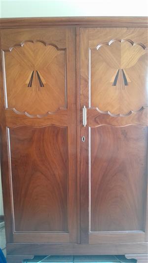 2 Wardrobes in very good condition 