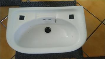 Hand wash basin
