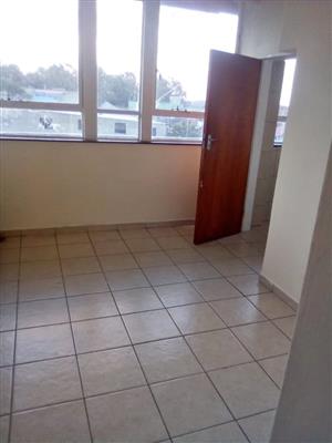 1 bed 1 bath Flat/apartment