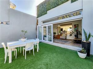 Townhouse For Sale in Fresnaye