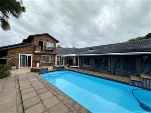 Luxury 5-Bedroom Home Offering Sophisticated Living, Seamless Design, and Premier Indoor–Outdoor Ele