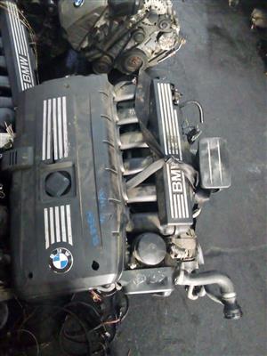 04-17 BMW E60/E90 6 CYLINDER DOHC 24V  ( N52) ENGINE
