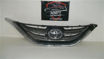 Toyota Starlet '22 grille with chrome