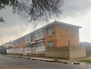 Retail For Sale in Rosettenville