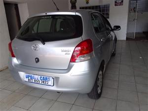 2012 Toyota Yaris T3 ZEN MANUAL silver color Petrol  95000km 