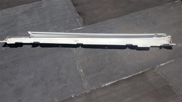 W205 right side scate