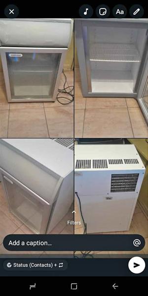 STAYCOLD counter top fridge
