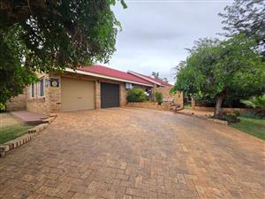 House For Sale in El Toro Park
