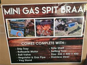 Mini Gas Spit Braai New Includes All Accessories 