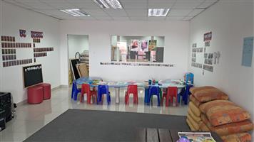 74m2 Unit to let in Pierre van Ryneveld