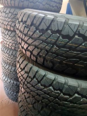 Sets of 4 x NEW Dunlop Grantrek A/T 1