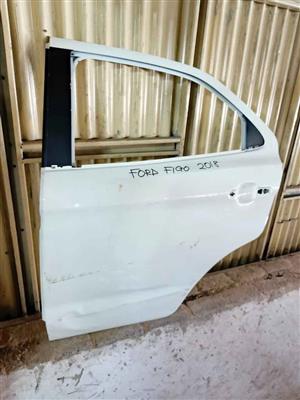 2018 FORD FIGO LEFT BACK DOOR
