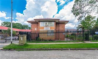 STUNNING 1-BEDROOM UNIT FOR SALE – FLORIDA, 5TH AVENUE!