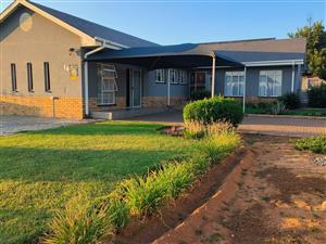 Four Bedroom House with an attached Granny flat For Sale in Collerville