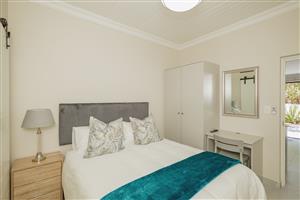 Unit 4– One-Bedroom Garden Apartment (Family Friendly)