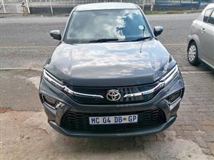 2024 Toyota Urban Cruiser 1.5xs SUV with a nice interior seat and Service book and spare key Reserve