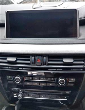 BMW X6 M50d RADIO, HEATER CONTROL FOR SALE.