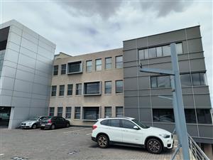Prime 422m² Whiteboxed Offices in Green Star Rated Lakeside 3, Die Hoewes, Centurion