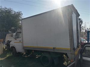 Closed body loading bin tata 407 for sale