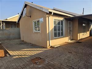 House to rent in gemvalley 