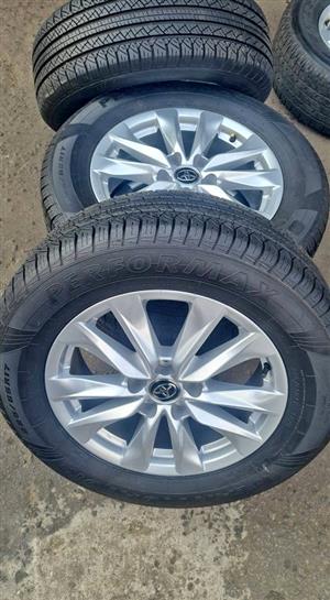 Toyota Cross/Rav4 Brand new mags size 17+tyres 225] 75