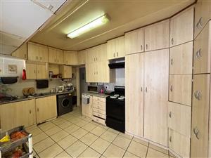 4 Bedroom House for Sale in Sasolburg Ext 12