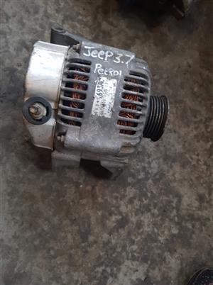 Jeep cherokee 3.7lt V6 Alternator for sale Contact 